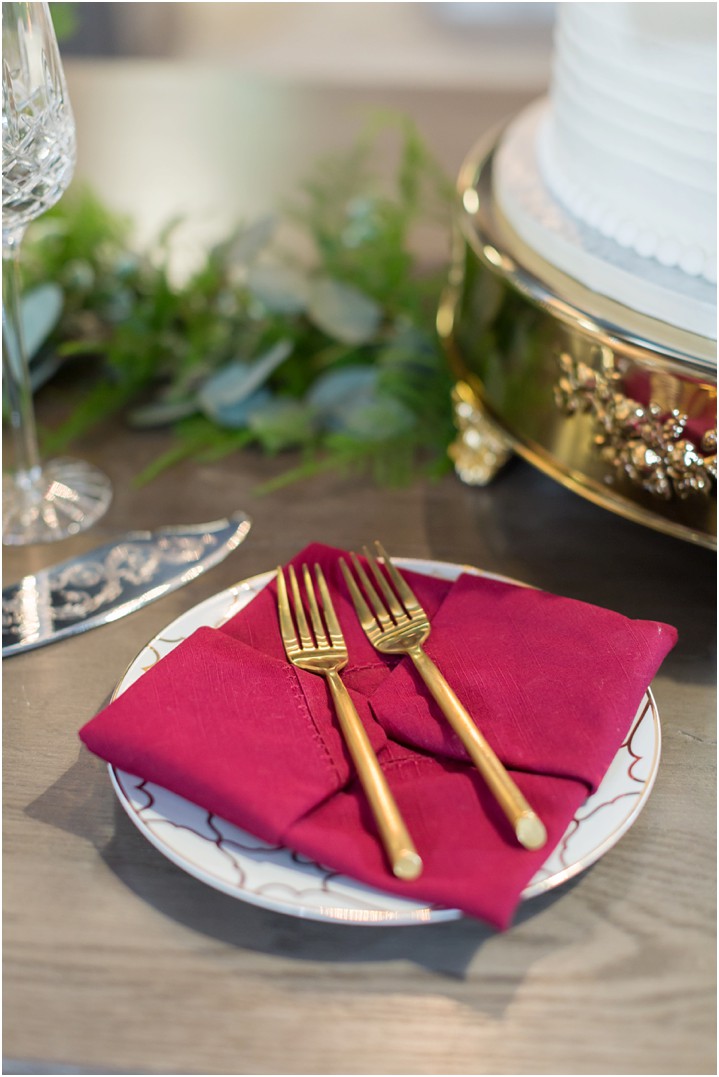 marsala and gold reception details