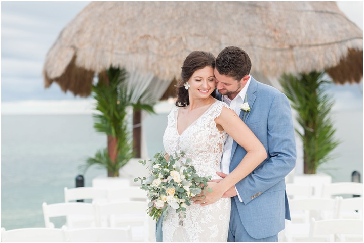 bride and groom cancun mexico wedding