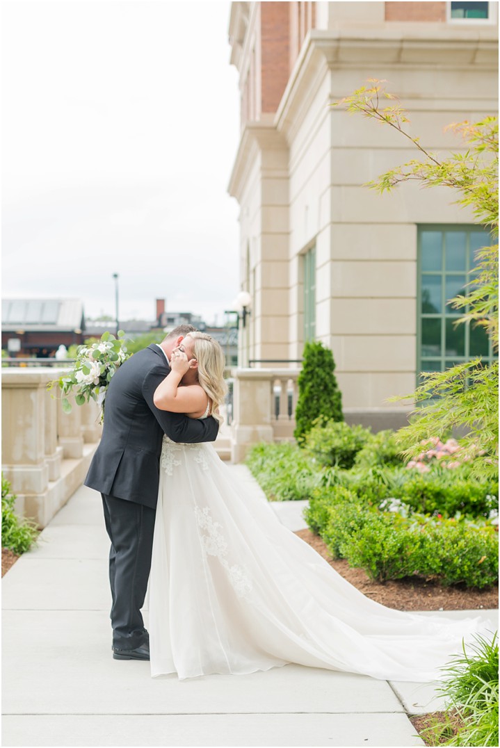 emotional late spring wedding first look by ryan and alyssa photography