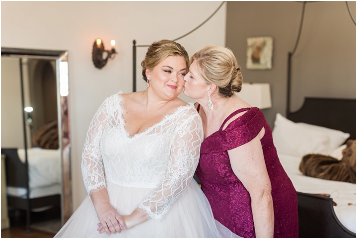 bride and mom getting ready blush floral wedding photogrphy at hotel domestique 