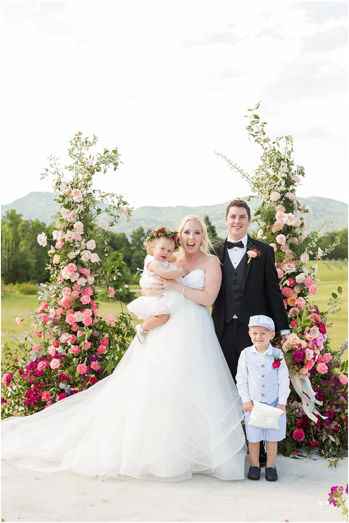 joyful wedding family photos