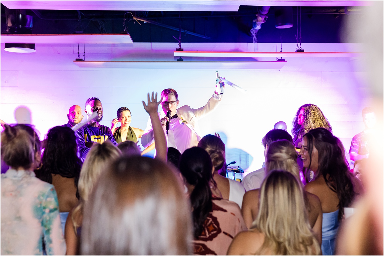 wedding reception live band