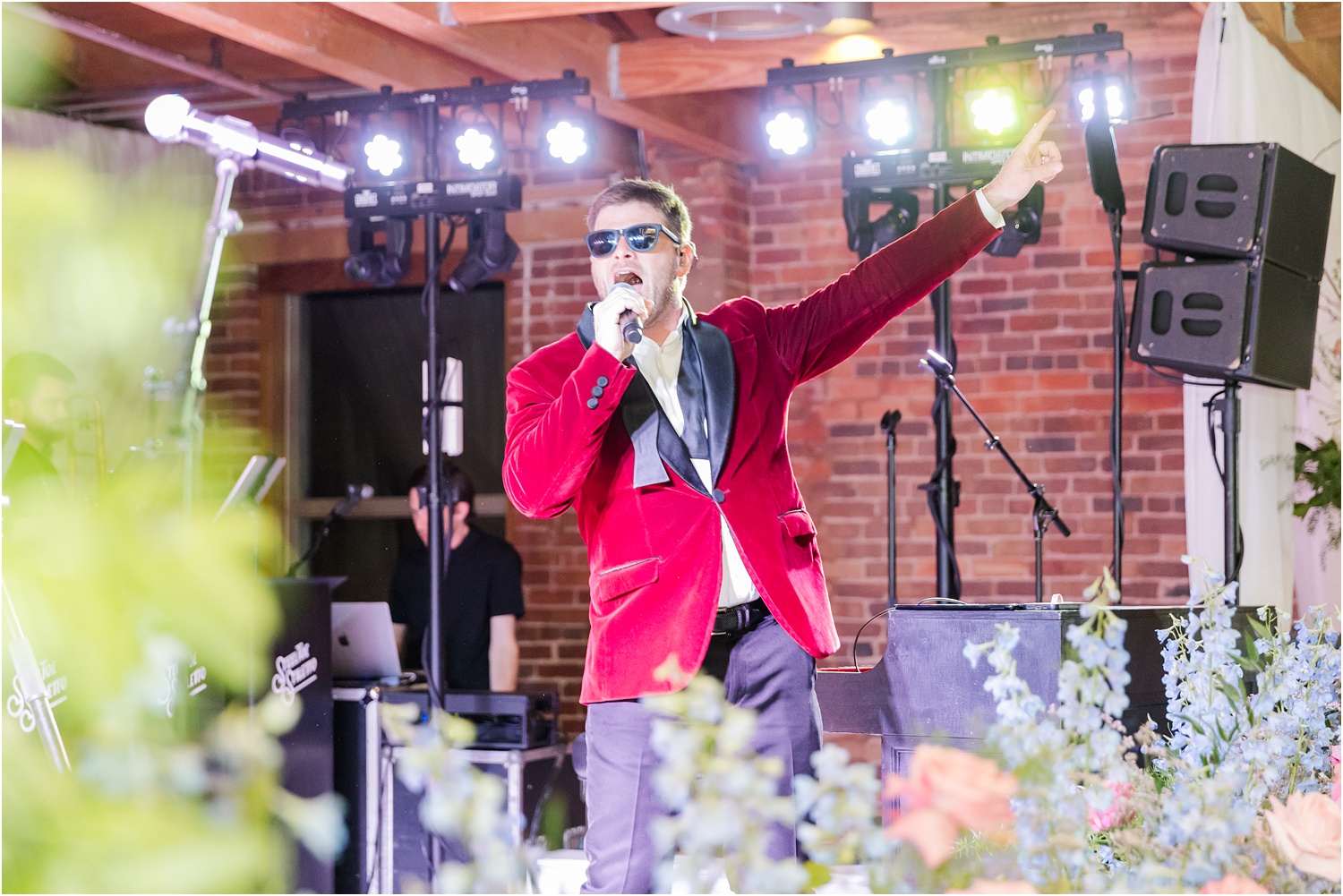 wedding reception band